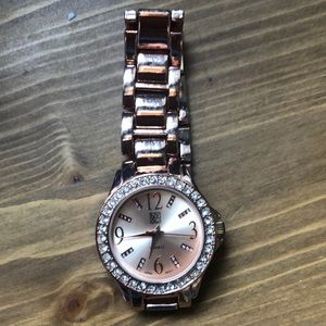 Quartz watch. Small wrist